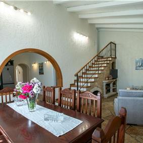 3 bedroom villa with pool in Kassiopi, Corfu, sleeps 7
